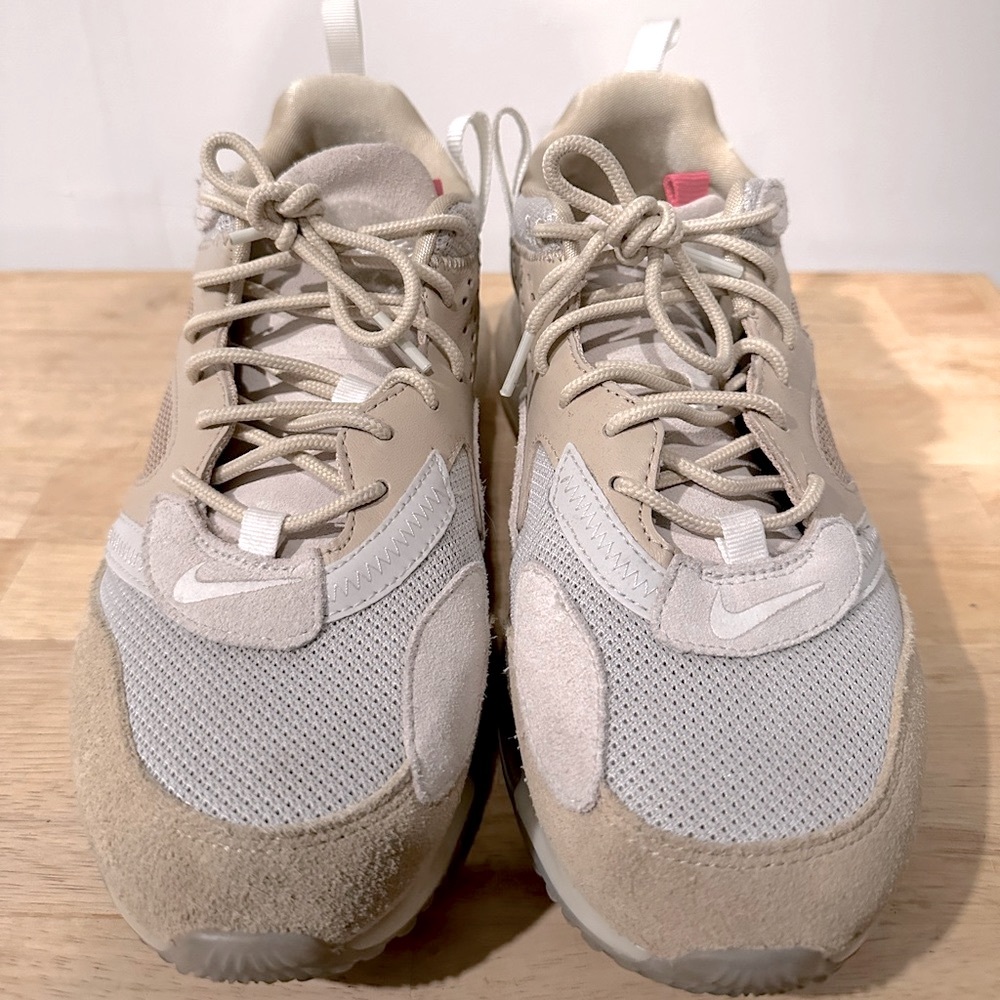 Nike | Size 10 | OBJ 720